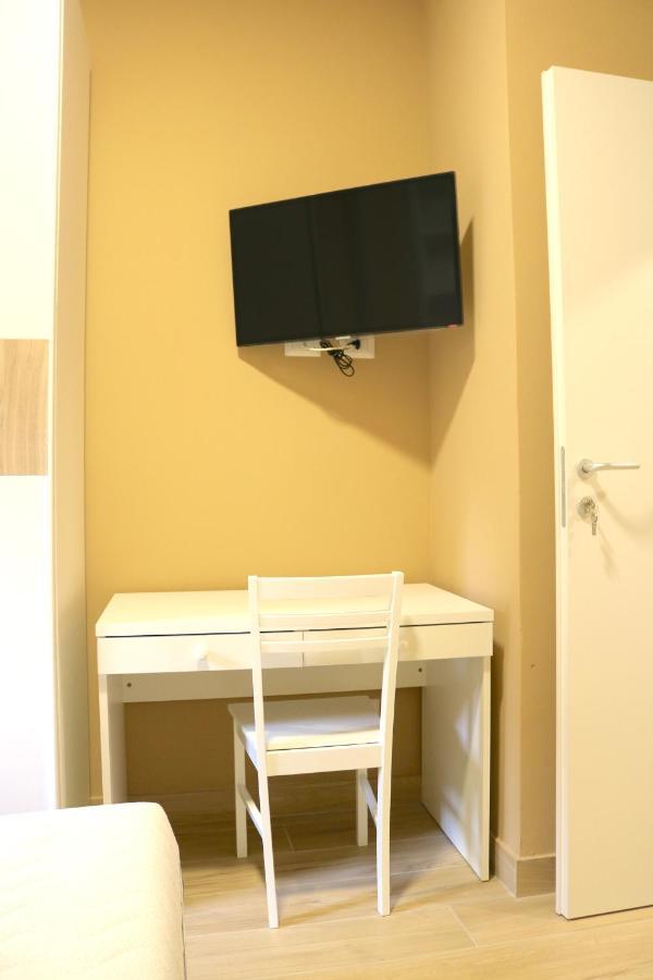 Portello Double Rooms Flat - 3 People Milan Exterior photo